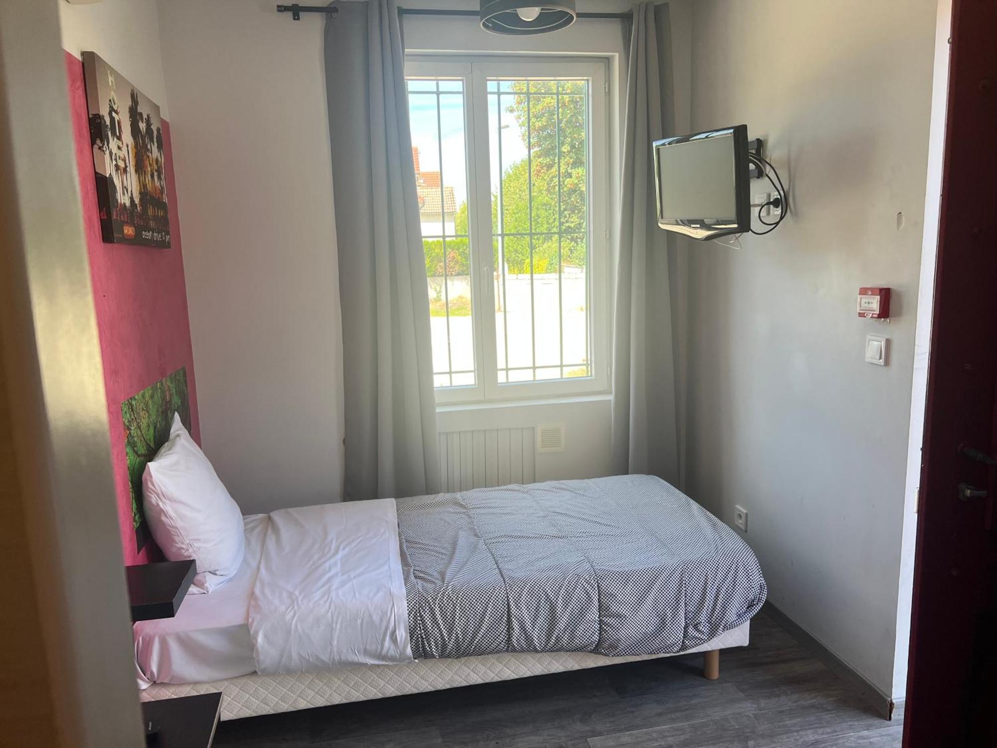 Hotel Des 2 Gares Auxerre Εξωτερικό φωτογραφία